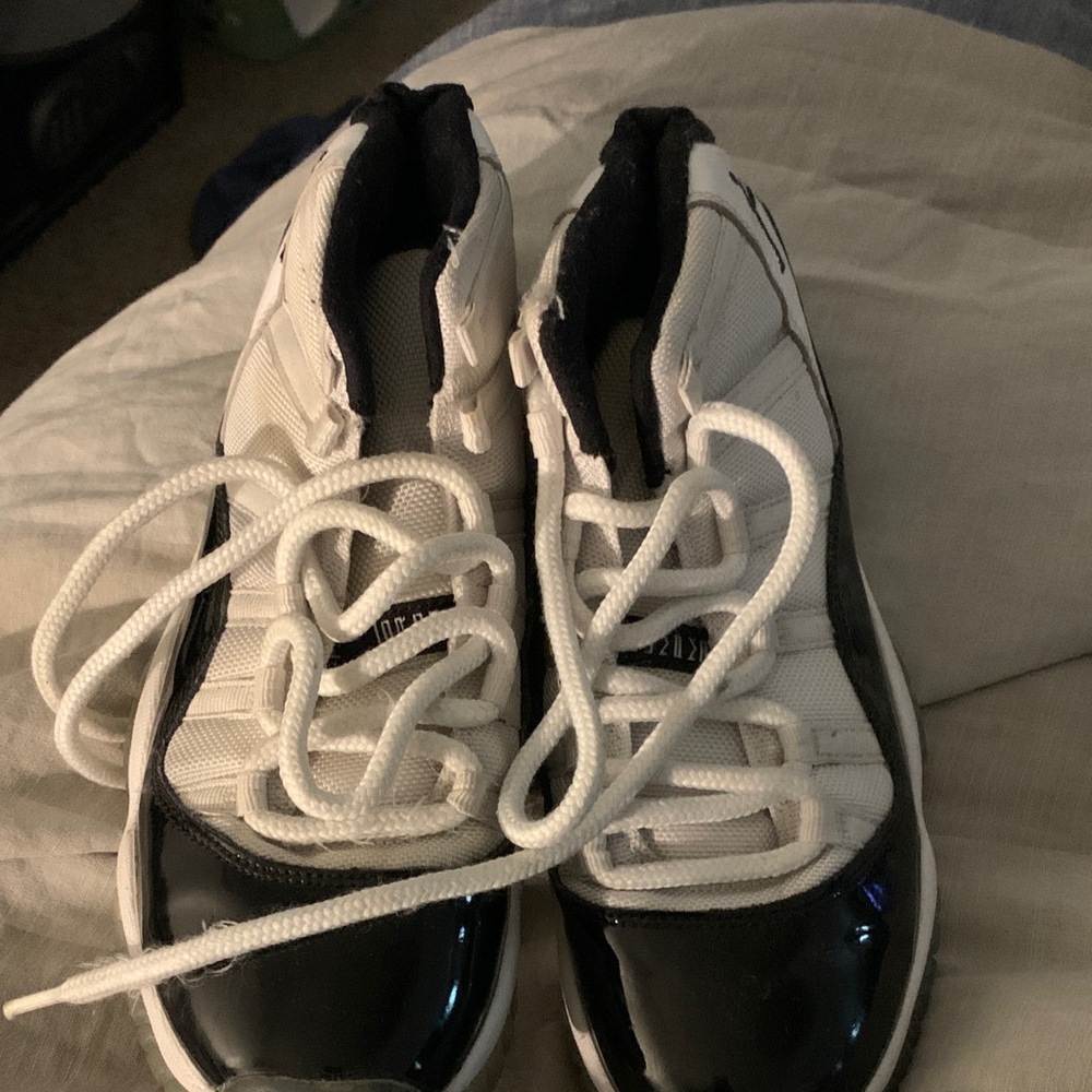 Jordan Kids Shoes Black and White